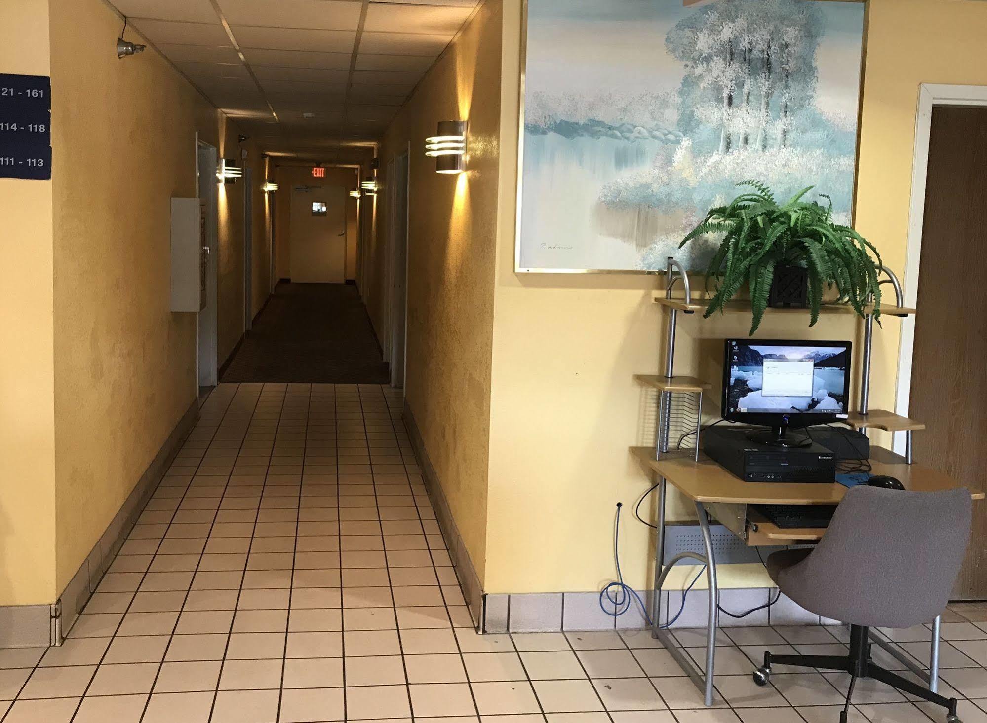 Best Western Buffalo Inn & Suites Williamsville Exterior photo
